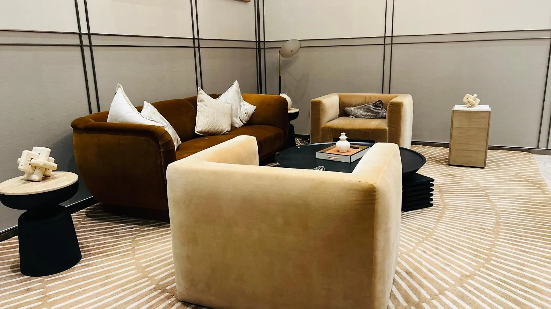 Prime 2Br Apartment Burj Khalifa & Fountain Views Dubai