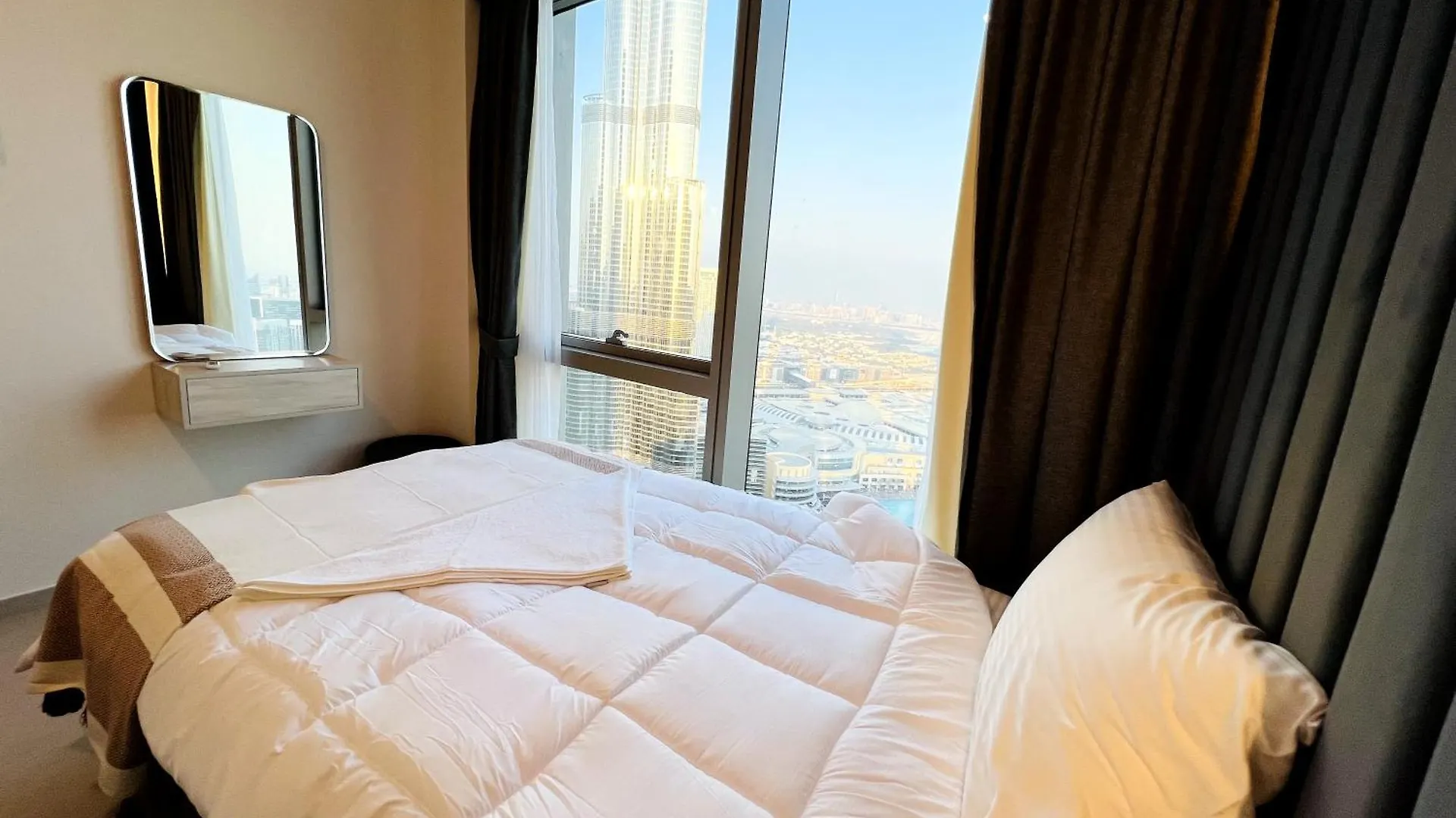 Prime 2Br Apartment Burj Khalifa & Fountain Views Dubai